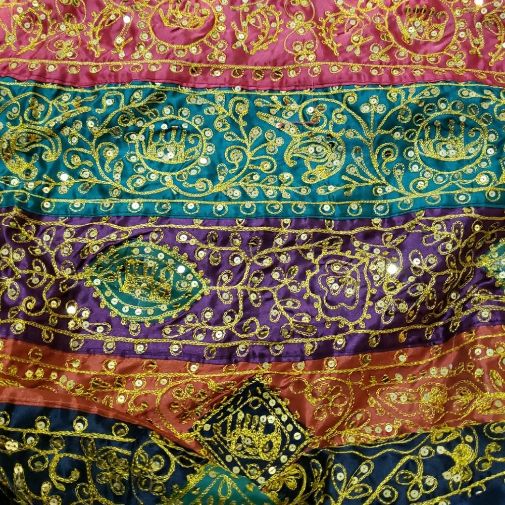 Bedspread - Picture 5 of 8